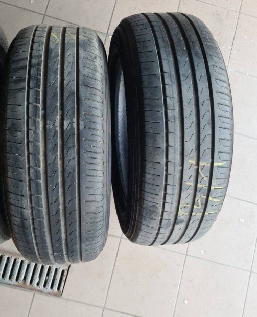 235/60 R18 Pirelli nyri gumi pr + 2 db ingyen