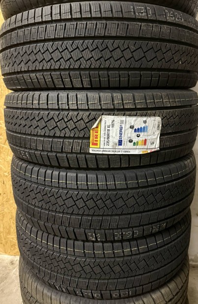 235/60 R18 Téli gumi Új Pirelli! Hyundai kia Xc60 xc90 18"