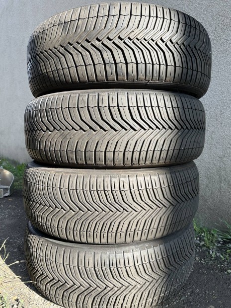 235/60 R18 XL Michelin Crossclimate Suv ngyvszakos gumi 235/60R18