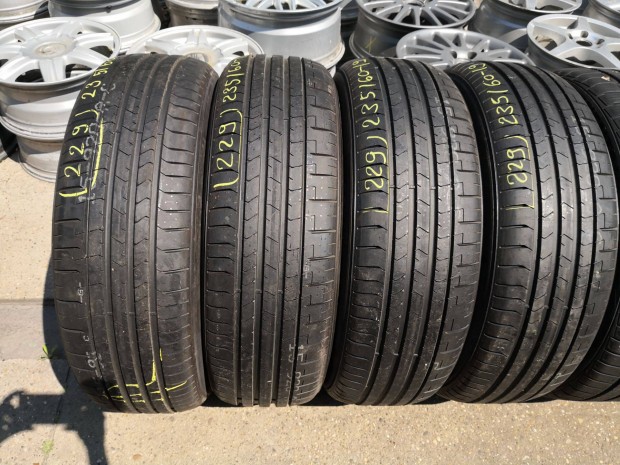 235/60 R19 Új!! Pirelli nyári gumi 90000ft a 4db /229/