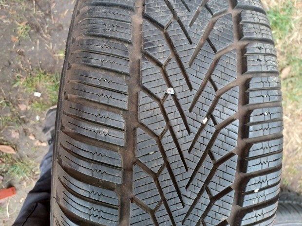 235/60r16 tli Semperit garnitra