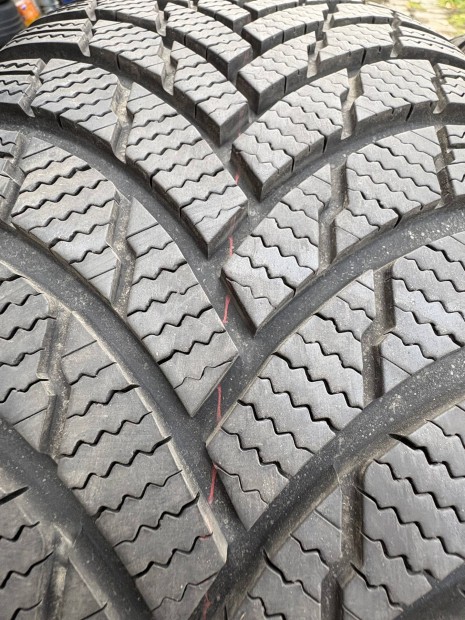 235/60r18 Firestone tli gumi