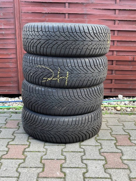 235/60r18 Kumho jszer