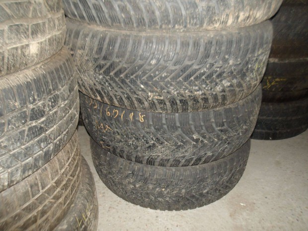 235/60r18 Nokian tli gumik ajndk szerelssel