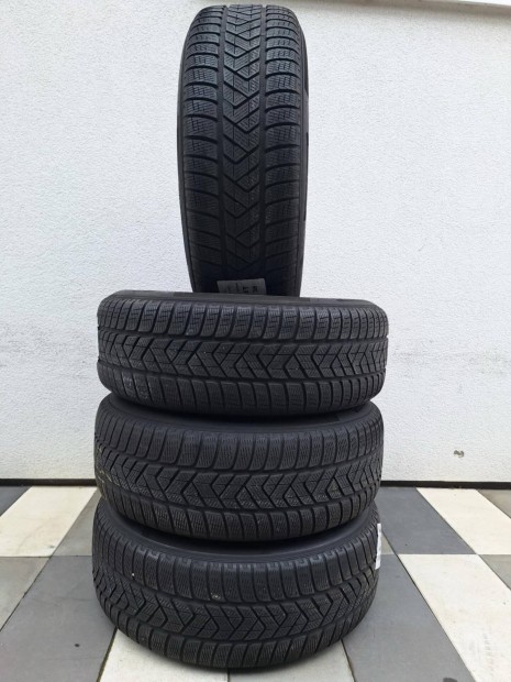 235/60r18 Pirelli Scorpion tligumi DOT3821