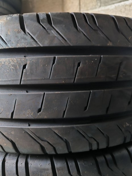 235/65R16C 235/65 Continental ny�rigumik kisteherre