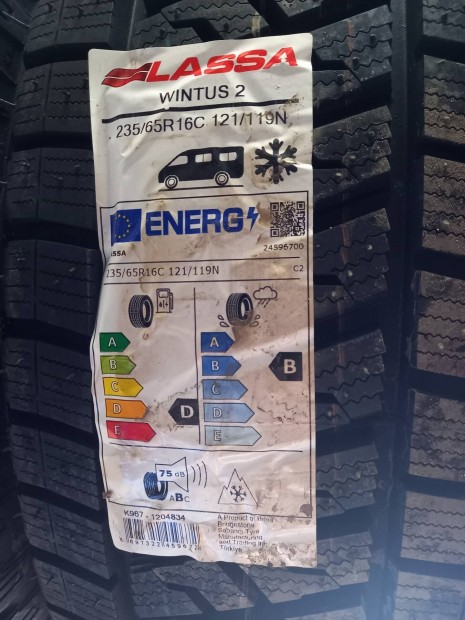 235/65R16C Új Lassa téligumik