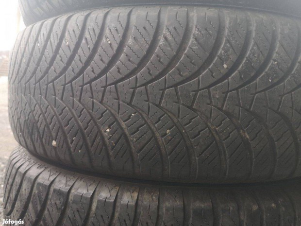 235/65R17 Négyévszakos gumik 235/65
