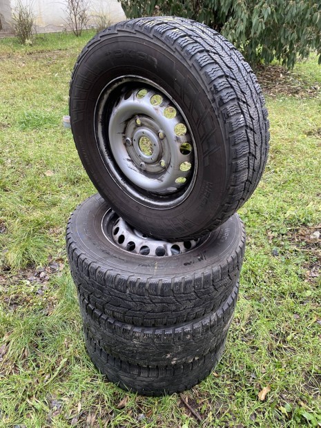 235/65/16C t�ligumi garnit�ra