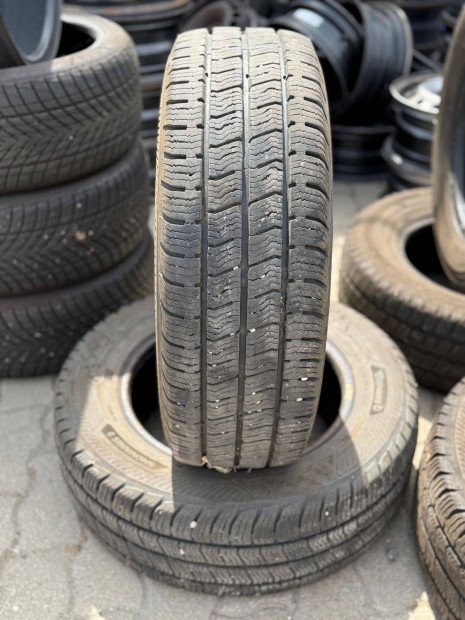 235/65 R16C Barum Snovanis 3 115/113R | 6mm | 2 db | DOT: 4121