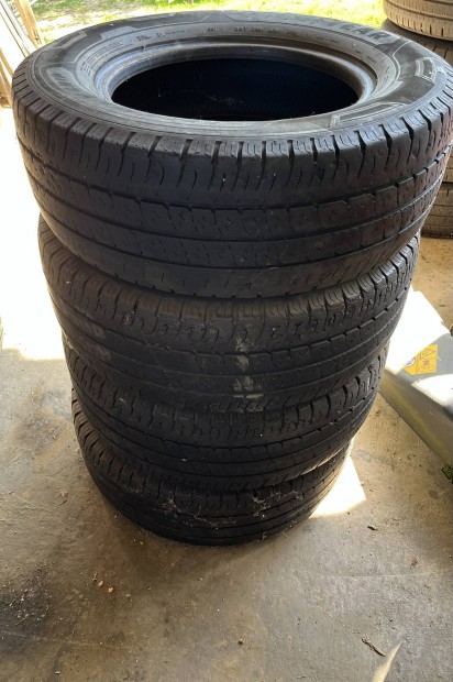 235/65 R16 C nyri gumi