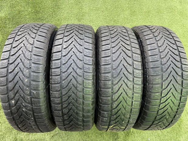 235/65 R17 Lassa Competus Winter 2 tli gumi 5mm