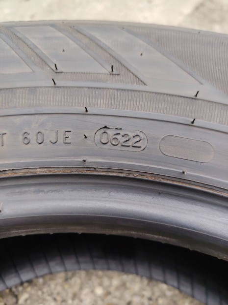 235/65 R 16 C Nokian nyári gumi