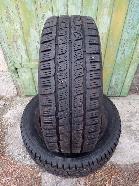 235/65 r16C 3ves 2db Kumho tli gumi elad