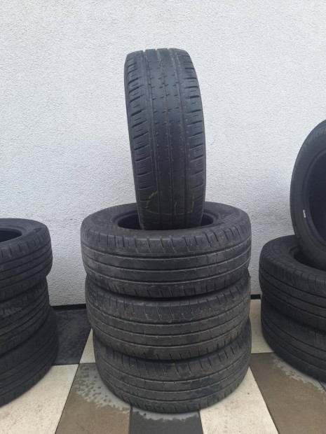 235/65 r16 C Apollo Altrust kisteherautó nyárigumi DOT0719