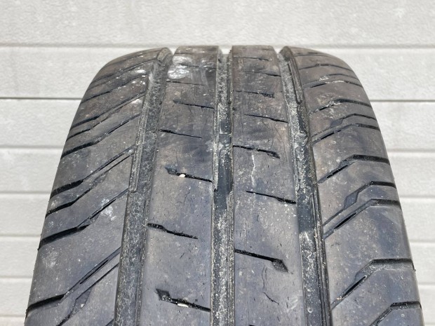 235/65r16C Continental