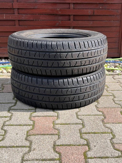 235/65r16C Pirelli