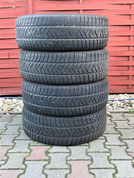 235/65r17 Pirelli