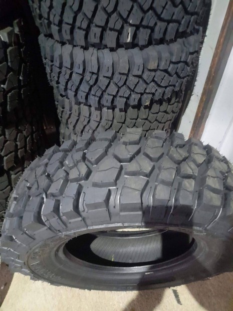 235/75R16 BG-Km2 mints terepgumi