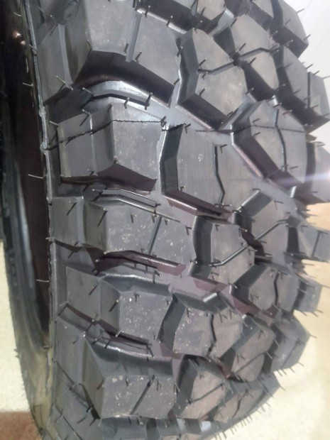 235/75R16 Dakar2 mintás terepgumi