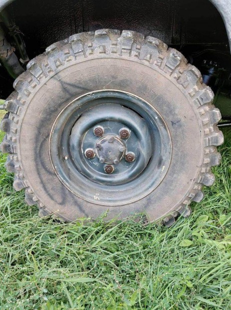 235/85 R16 Land Rover Defender felni gumik
