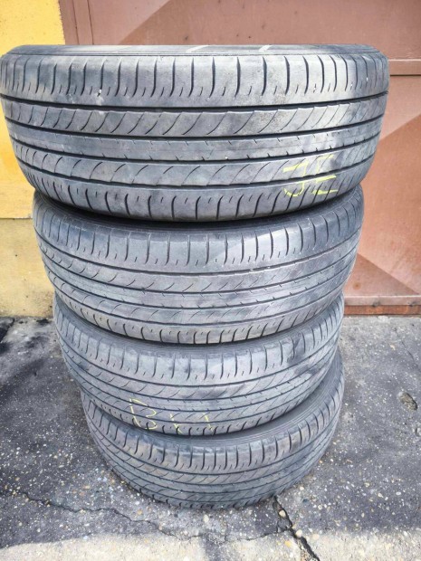 235 / 55 R20 Dunlop SP Sport Maxx nyri gumik