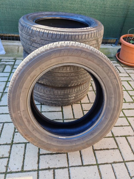 235 / 60 R18  103H hasznlt gumiabroncs elad 