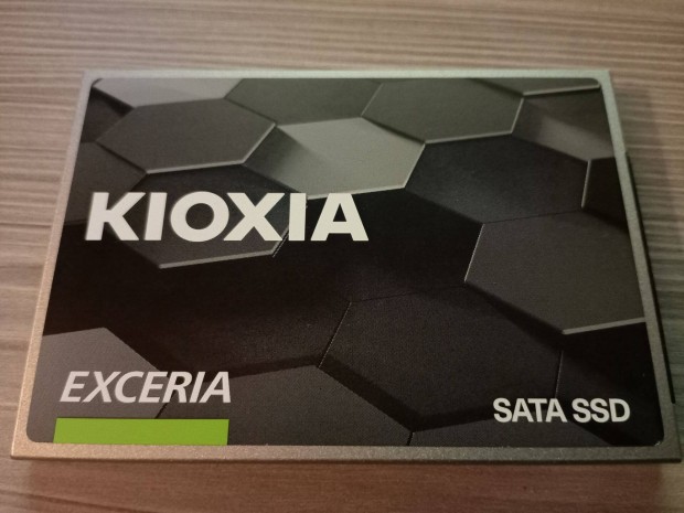 240GB Kioxia SSD