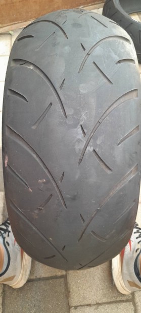 240/50 r16 motorgumi