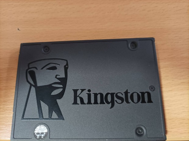 240 Gb Kingston SSD 2,5"