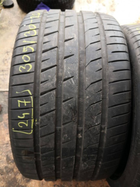 245/30 R20 és 305/30 R20 Új!! Syron nyári gumi 100000ft a 4db/247/