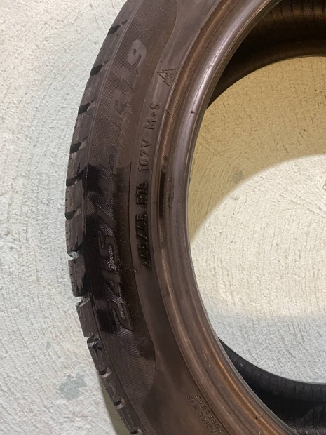 245/34R19 Pirelli tligumi 2 db