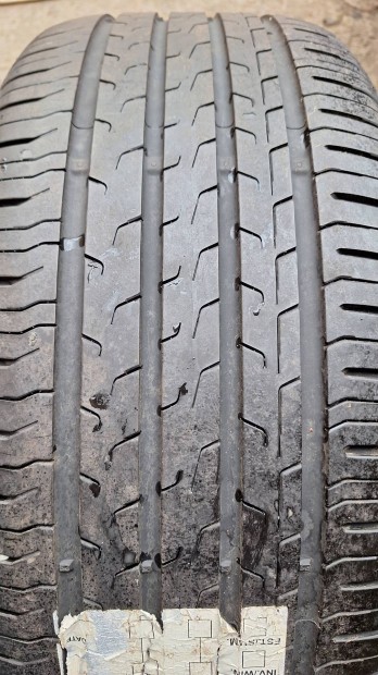 245/35R20 Continental 