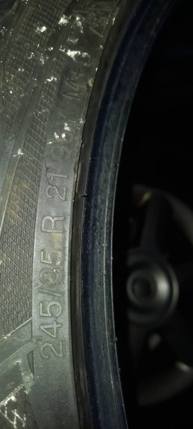 245/35R21  vredenstein �jszer� �llapotban  t�ligumi 