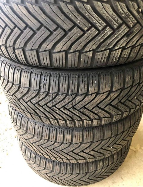 245/35 R19 tli gumi garnitra ingyen