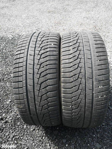 245/40R19 2db Hankook tligumi