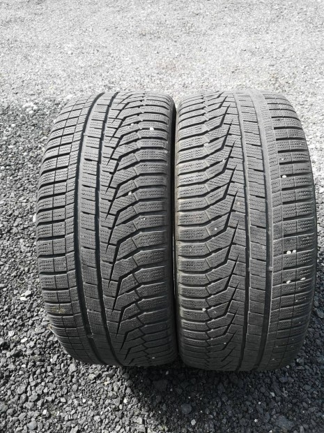 245/40R19 2db Hankook tligumi