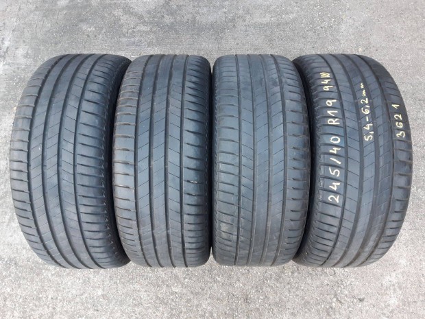 245/40 R19 -Bridgestone nyárigumik