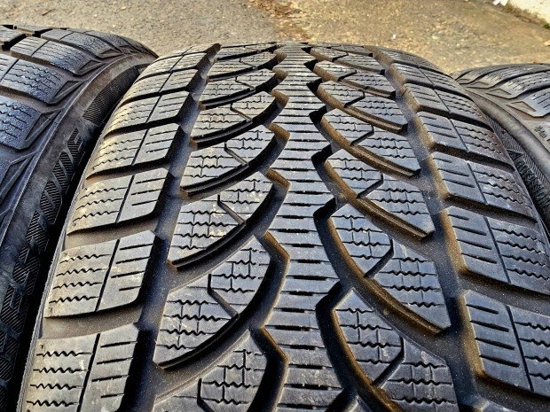 245/40 R20 95W - Bridgestone Blizzak LM32 - 4db