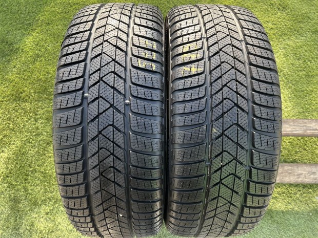 245/40 R20 Pirelli Sottozero 3 RSC (Defekttr) tli gumi J