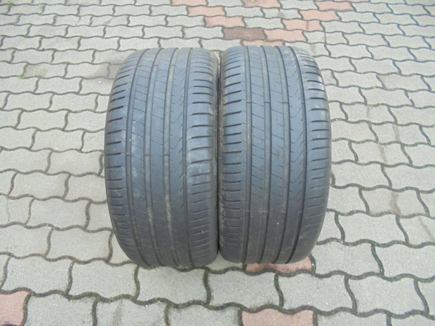 245/40 R 18-as Pirelli 2db nyári gumi eladó