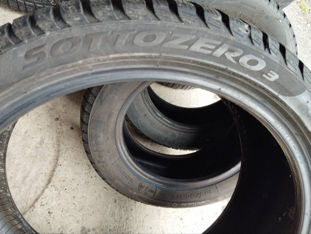 245/40 r20 Tli gumi Pirelli Nmetorszgbl 6 mm-es. 