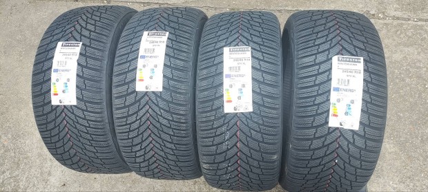 245/40r18 Firestone Winterhawk4 téligumi