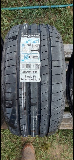 245/40r18 Goodyear 1db j nyari 20.000Ft