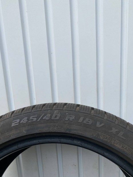 245/40r18 tli gumi garnitra