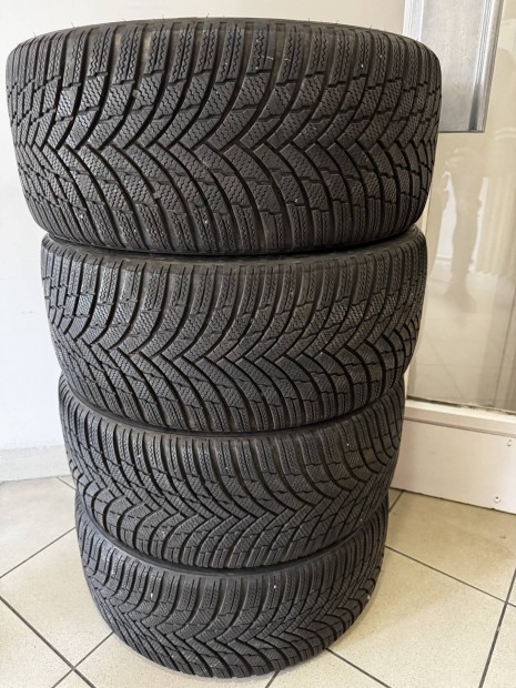 245/40r19 245/40r19 Tli gumi  alufelni Tesla Mercedes Passat vw BMW