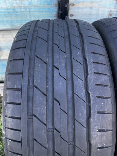 245/40r19 nyári gumi 2db Hankook