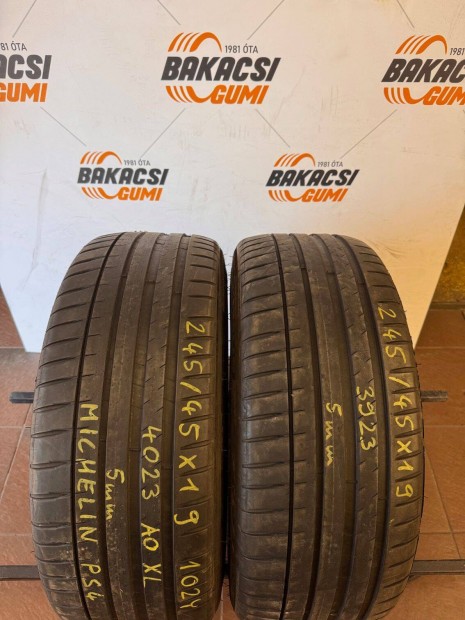 245/45R19 245 45 19 245/45X19 Michelin nyrigumi elad