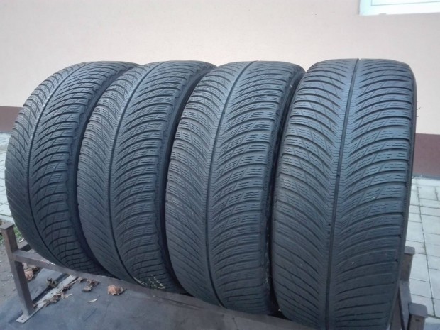 245/45R19 Michelin tli gumi garnitra 245/45R19