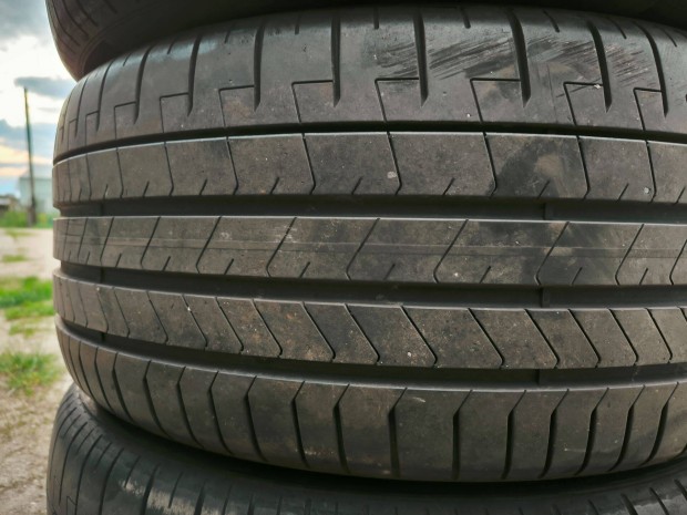 245/45R20 275/40R20 Kétszéles Pirelli nyári